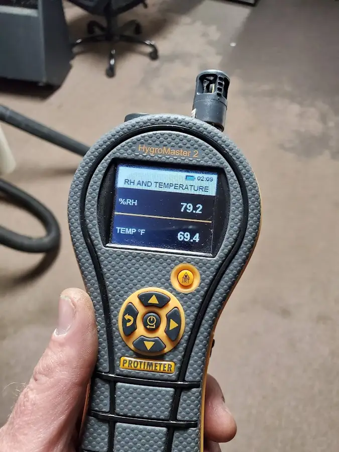 Moisture meter humidity assessment for Mold Remediation & Removal in South Holland
